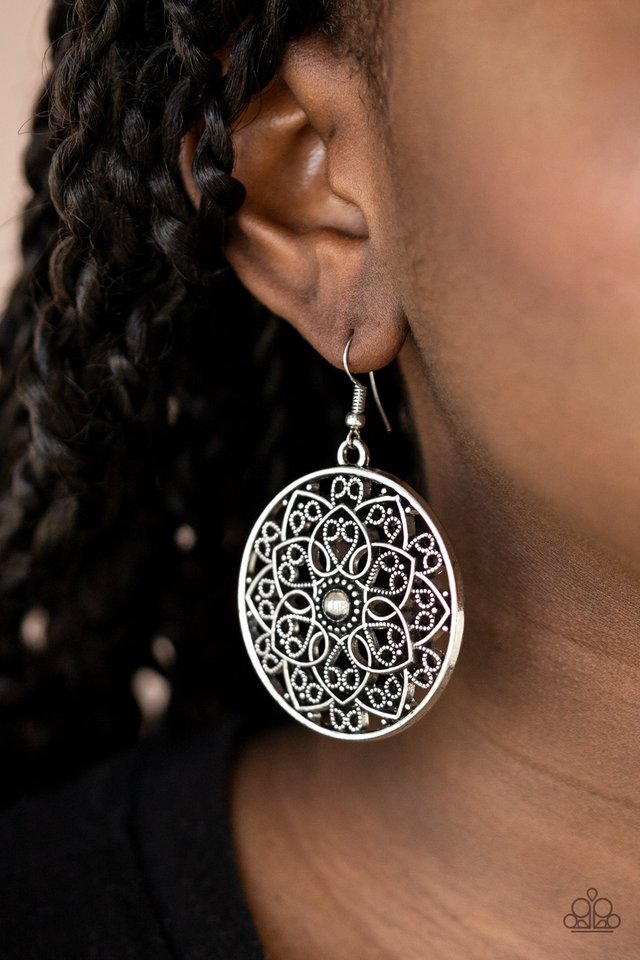 Petal Prana - Silver - Paparazzi Earring Image