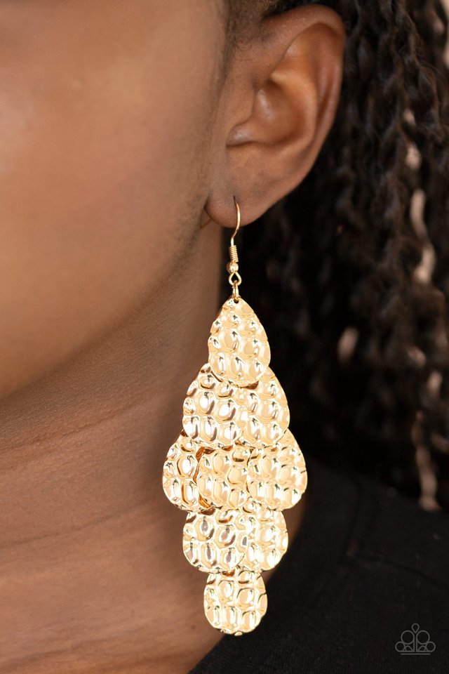 Instant Incandescence - Gold - Paparazzi Earring Image