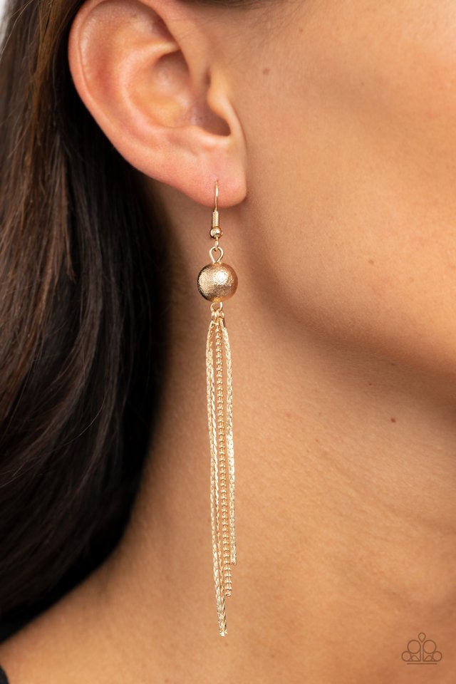SLEEK-ing Revenge - Gold - Paparazzi Earring Image