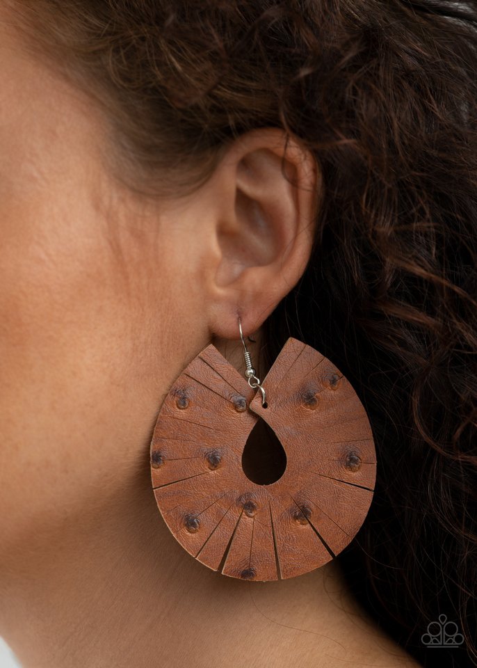 Palm Islands - Brown - Paparazzi Earring Image