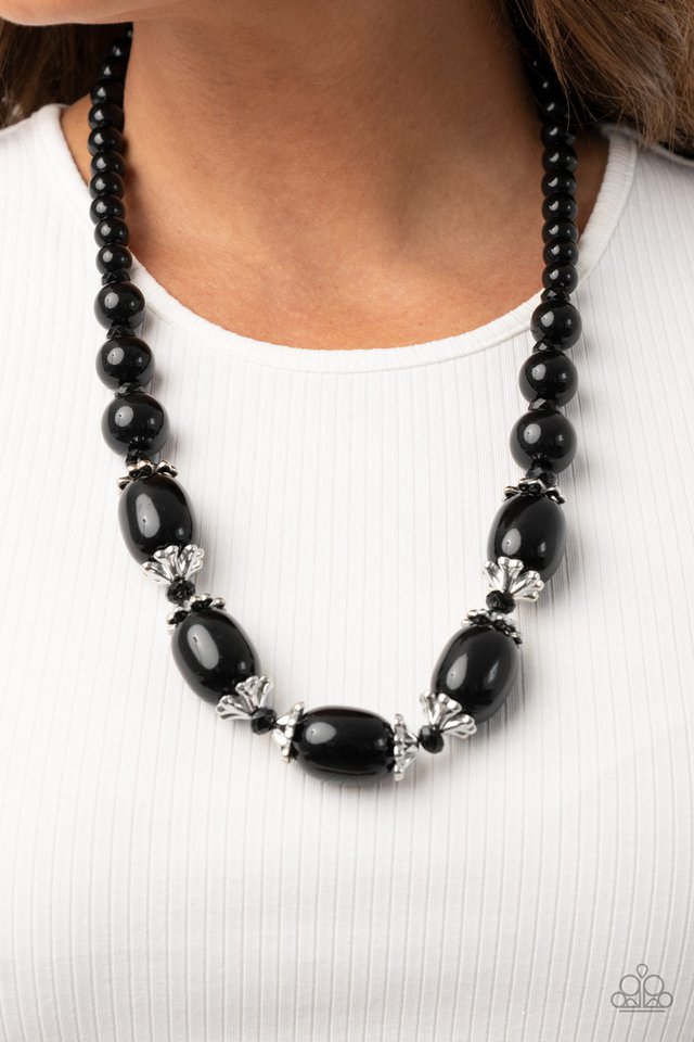 After Party Posh - Black - Paparazzi Necklace Image