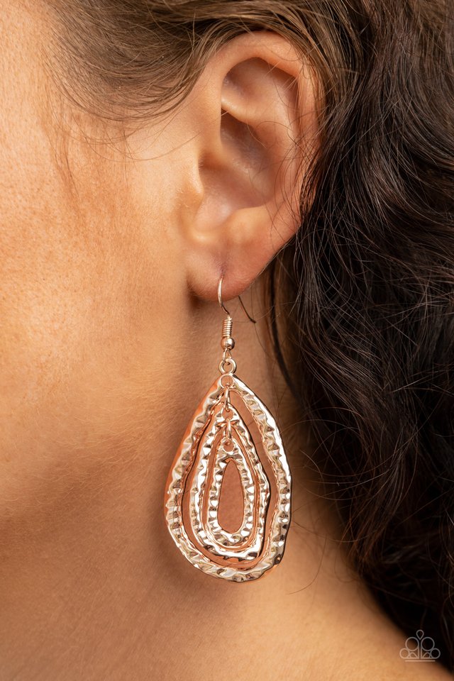 Metallic Meltdown - Rose Gold - Paparazzi Earring Image