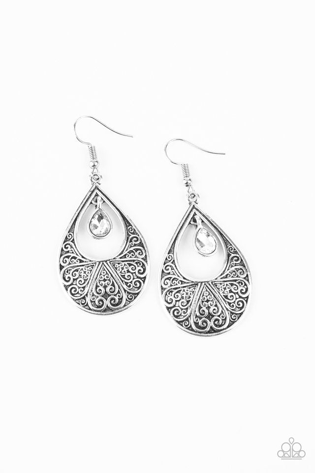 Garden Magic - White - Paparazzi Earring Image