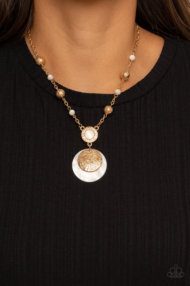 SEA The Sights - Gold - Paparazzi Necklace Image