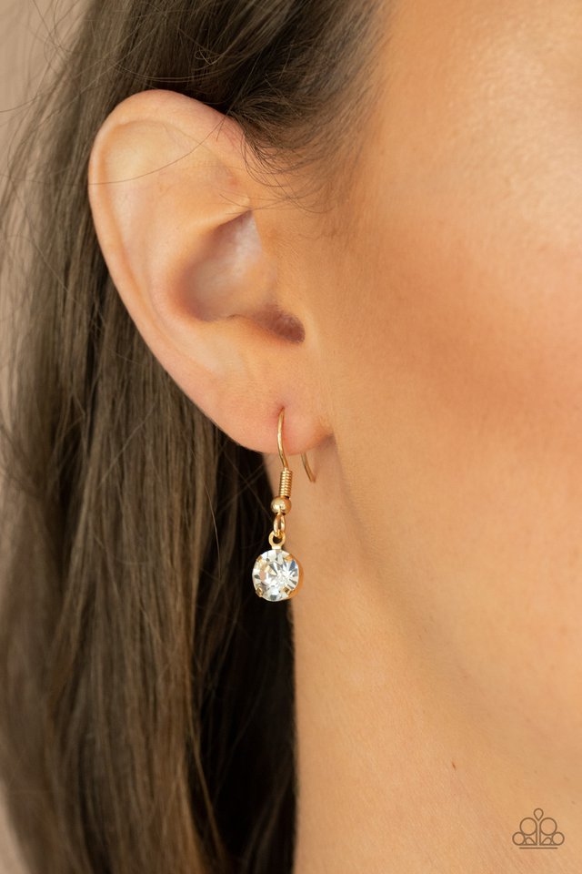 Flaunt Your Fringe - Gold - Paparazzi Necklace Image