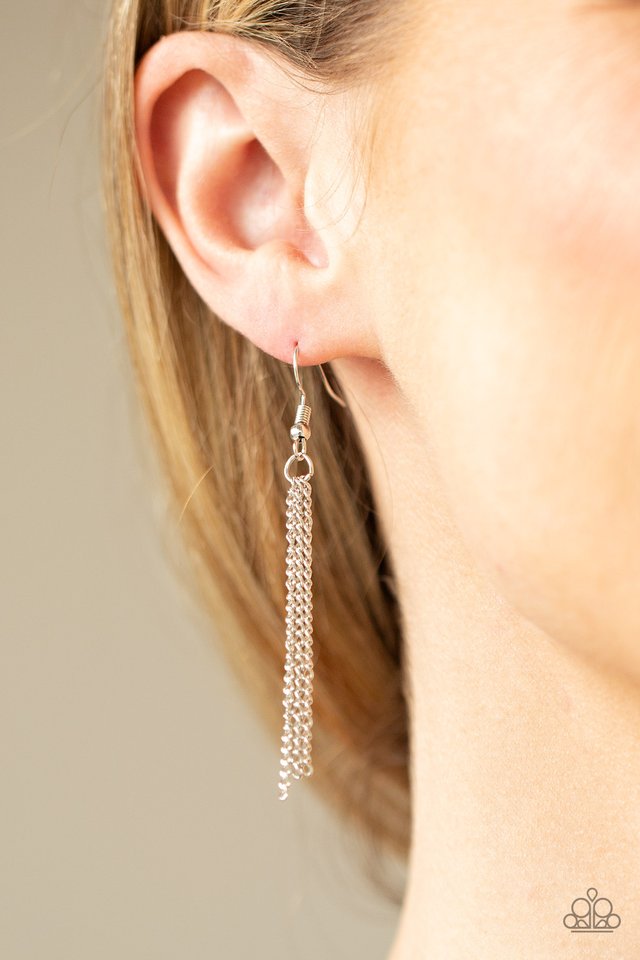 Patagonian Paradise - Red - Paparazzi Necklace Image