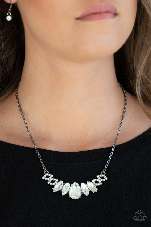 Bride-to-BEAM - Black - Paparazzi Necklace Image