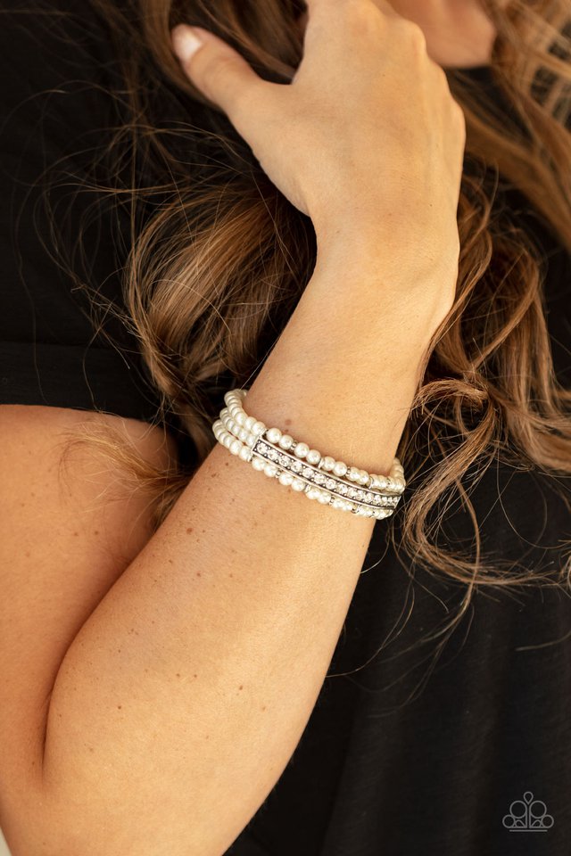 Vintage Beam - White - Paparazzi Bracelet Image