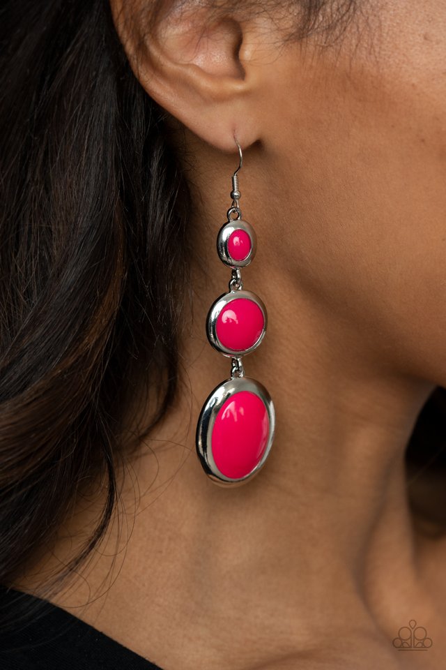 Retro Reality - Pink - Paparazzi Earring Image