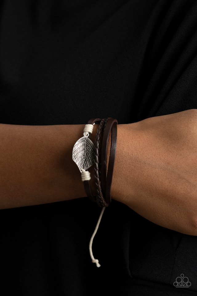 ​​FROND and Center - Brown - Paparazzi Bracelet Image