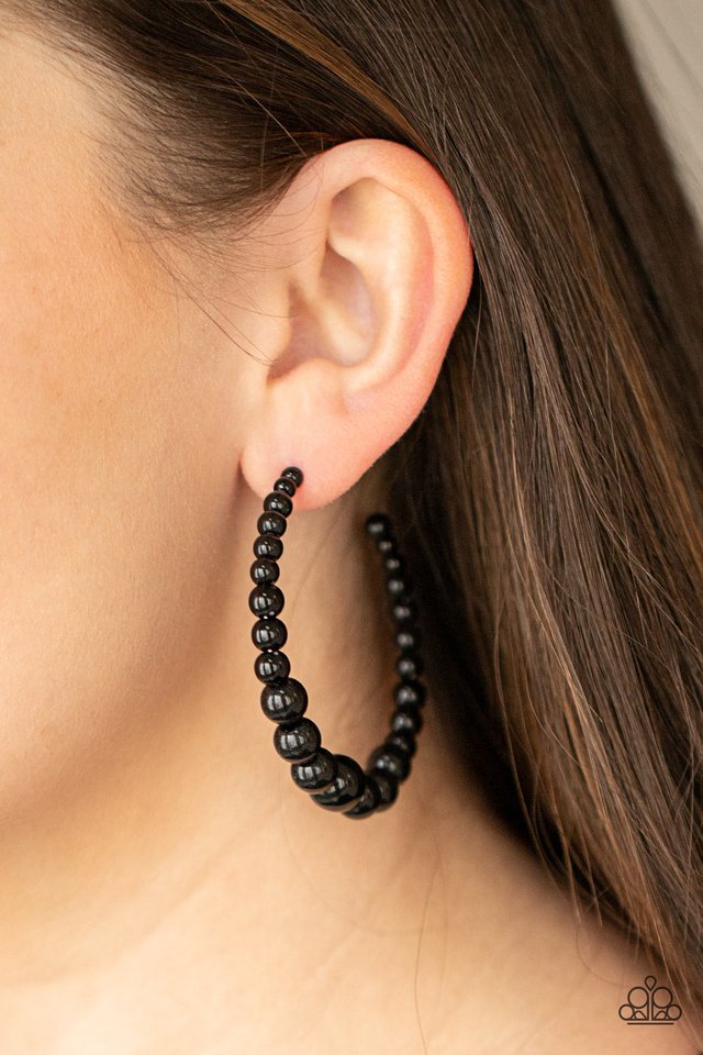 Glamour Graduate - Black - Paparazzi Earring Image