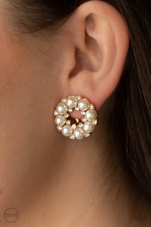 Roundabout Ritz - Gold - Paparazzi Earring Image