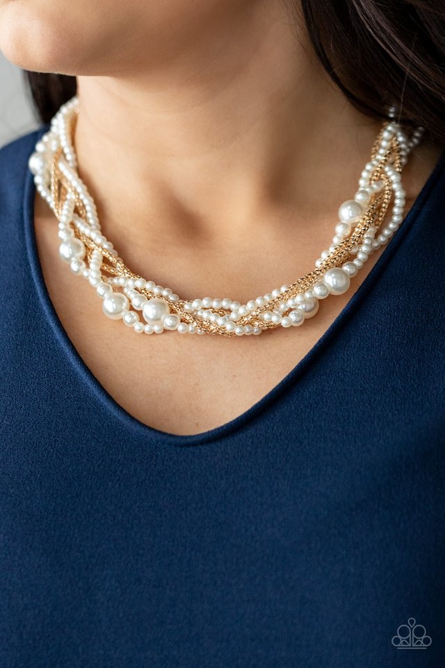 Royal Reminiscence - Gold - Paparazzi Necklace Image