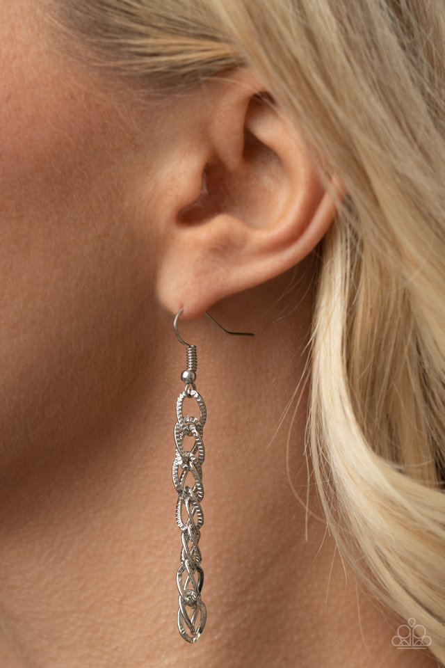 ​Chain of Champions - Silver - Paparazzi Necklace Image