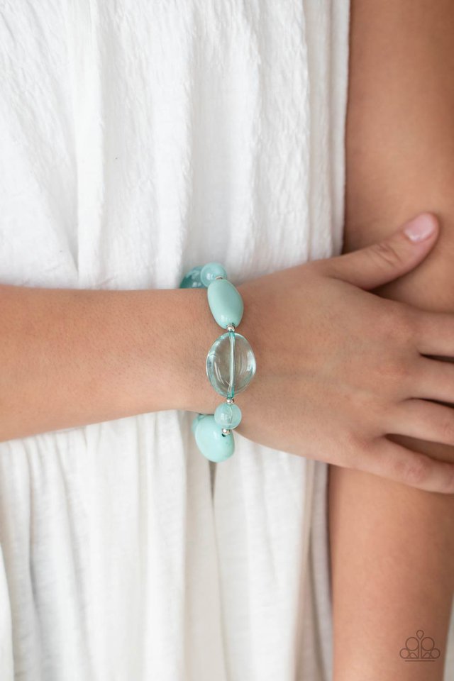 ​I Need a STAYCATION - Blue - Paparazzi Bracelet Image