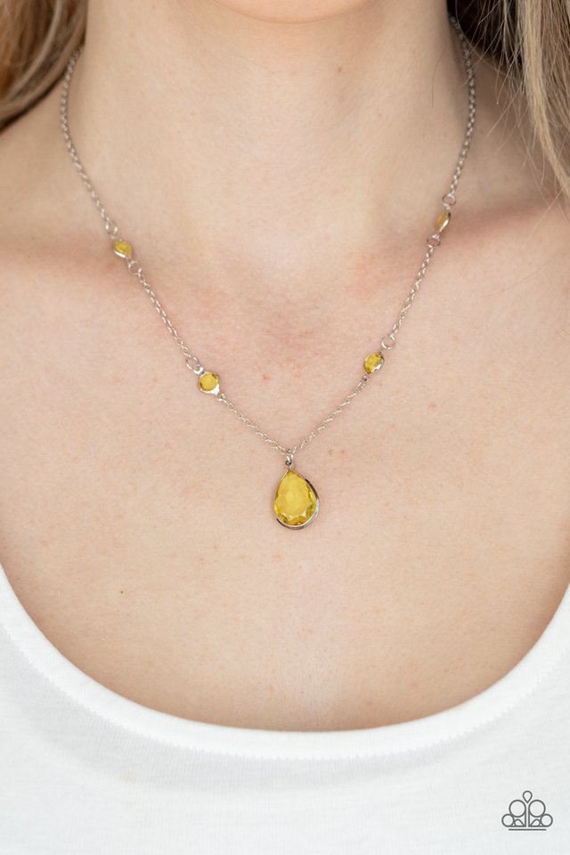 Romantic Rendezvous - Yellow - Paparazzi Necklace Image