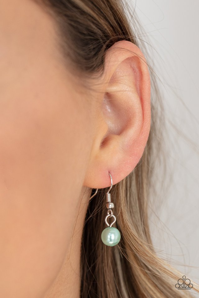 Pearl Essence - Multi - Paparazzi Necklace Image