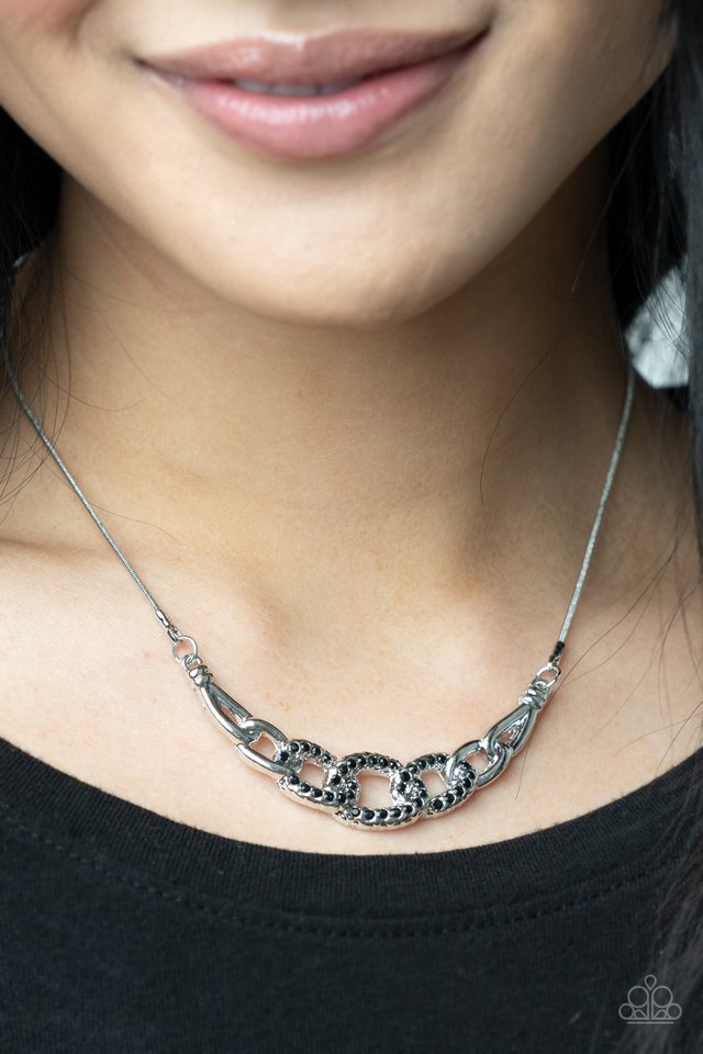 ​KNOT In Love - Black - Paparazzi Necklace Image