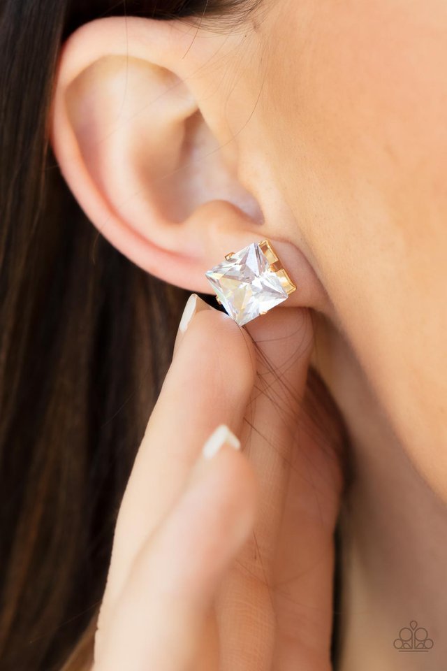 Times Square Timeless - Gold - Paparazzi Earring Image