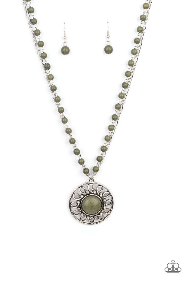 Sahara Suburb - Green - Paparazzi Necklace Image