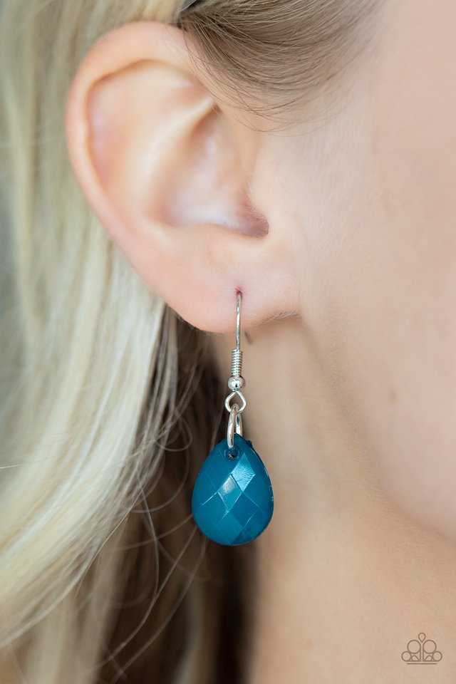 Front Row Flamboyance - Blue - Paparazzi Necklace Image