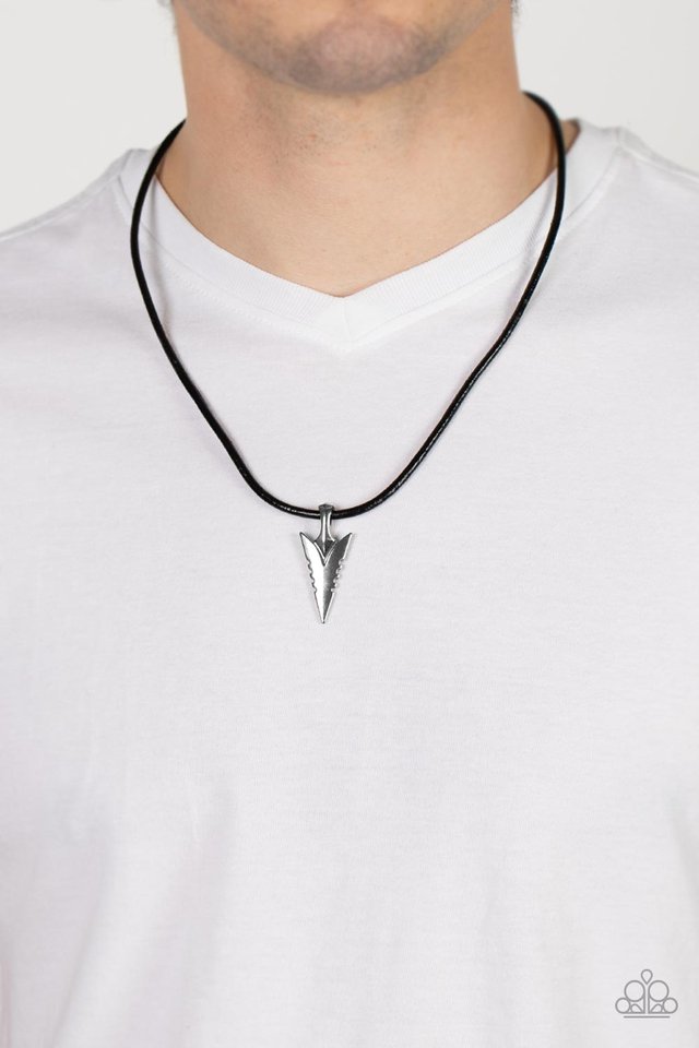 Pharaohs Arrow - Black - Paparazzi Necklace Image