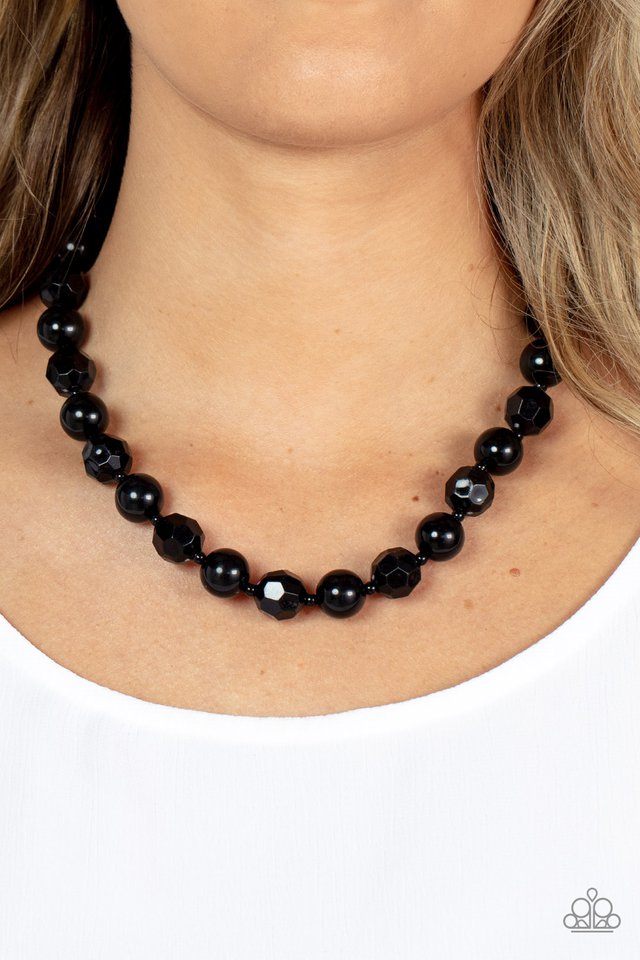Popping Promenade - Black - Paparazzi Necklace Image
