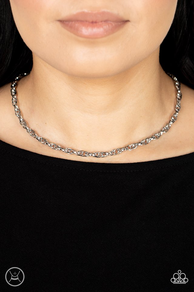 Urban Underdog - Silver - Paparazzi Necklace Image