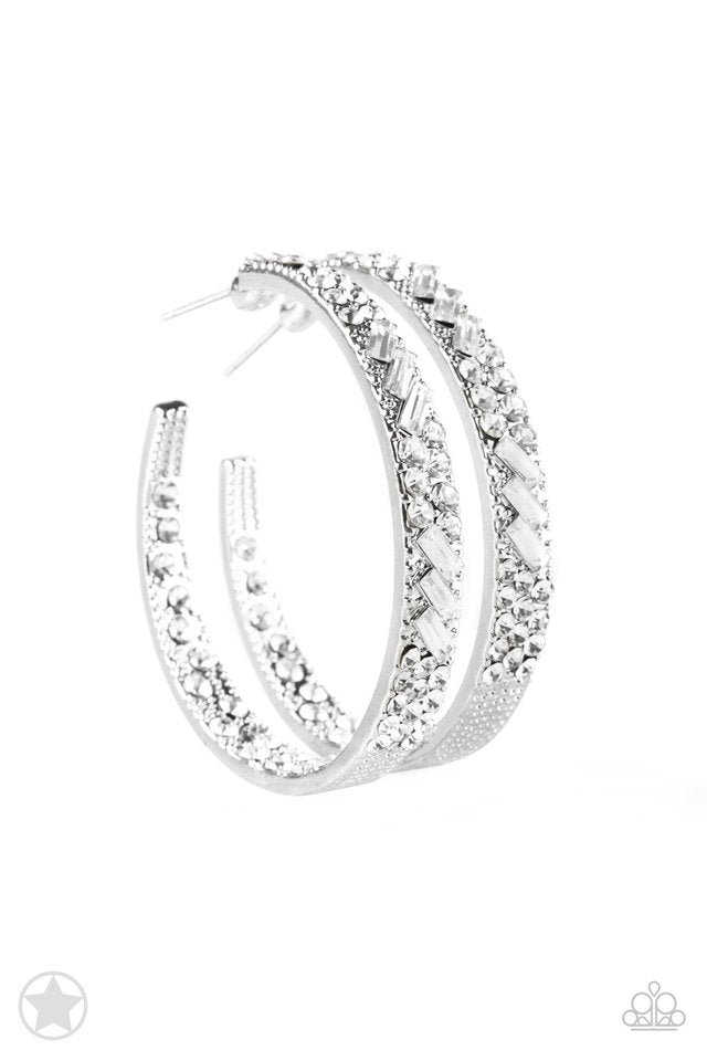 GLITZY By Association - Paparazzi Earring Image