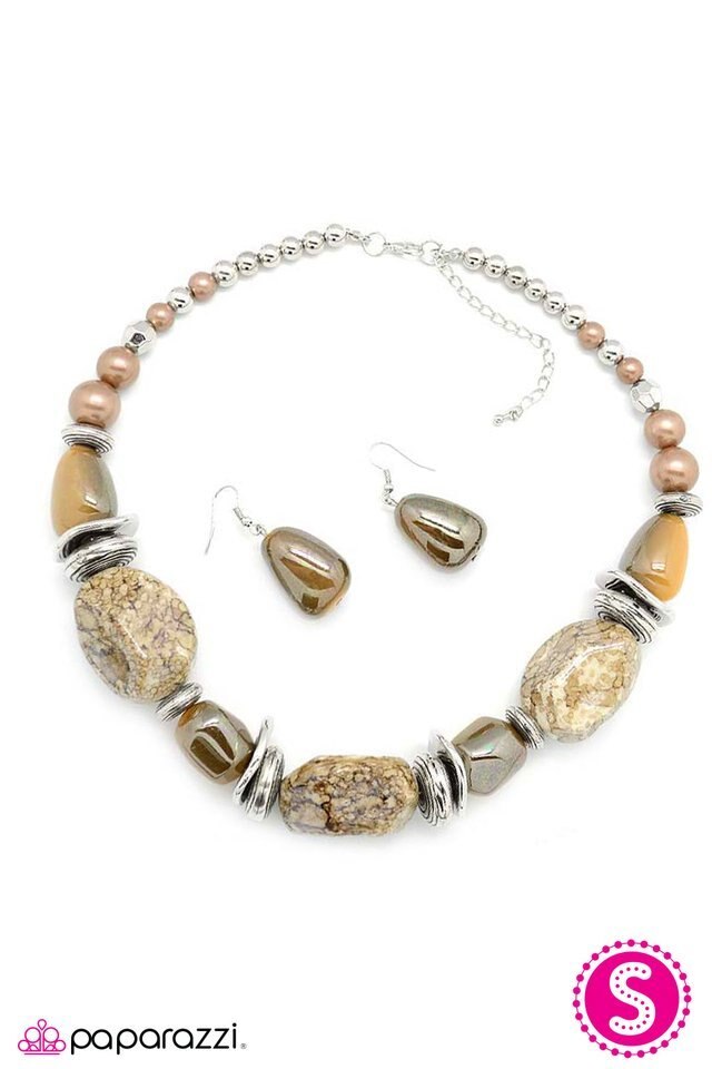 Paparazzi Blockbuster Necklace - In Good Glazes - Brown