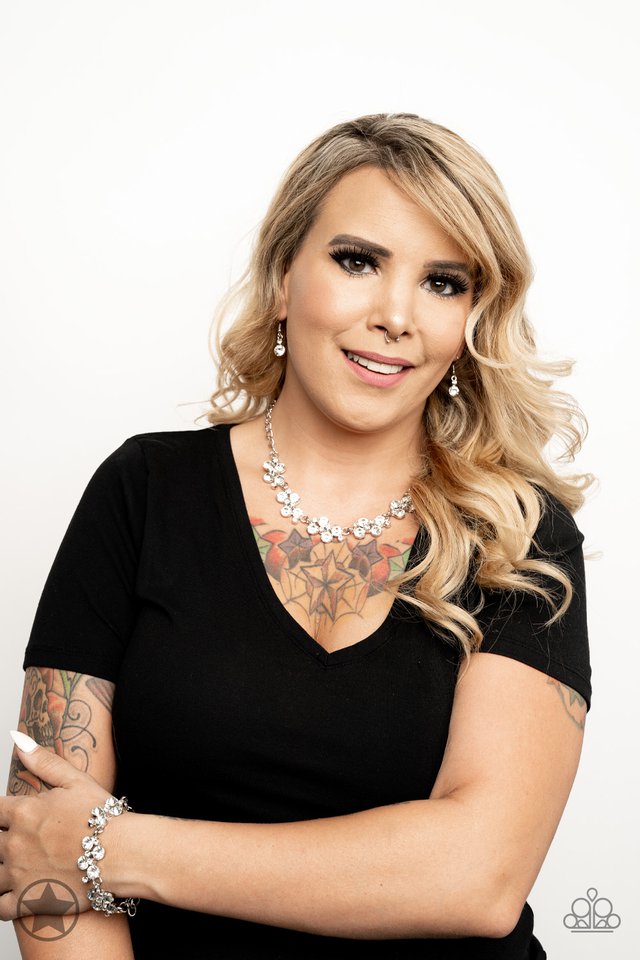 Old Hollywood - Paparazzi Bracelet Image