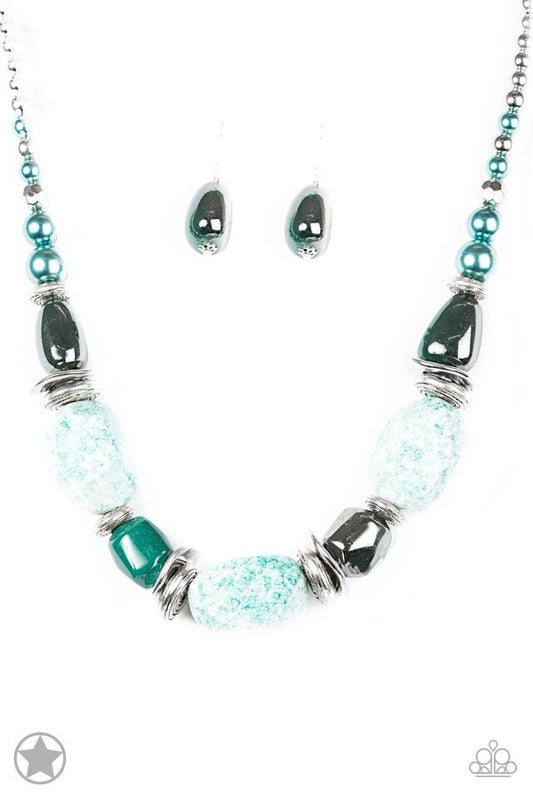 Paparazzi Blockbuster Necklace - In Good Glazes - Blue