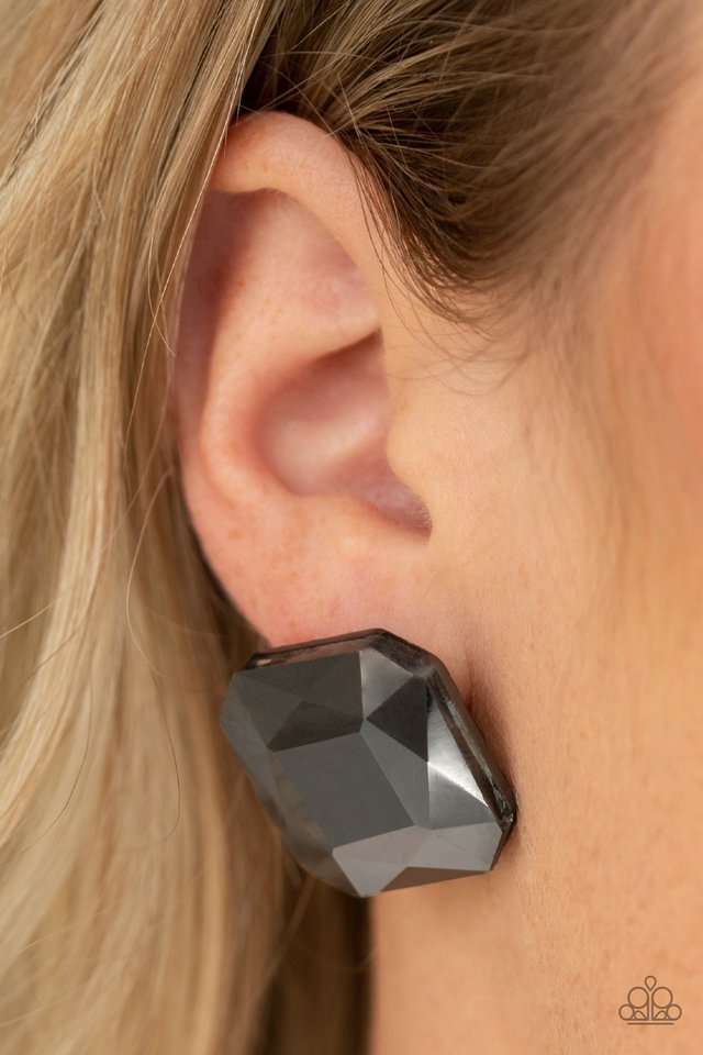 Paparazzi Earring ~ Show Glow - Black
