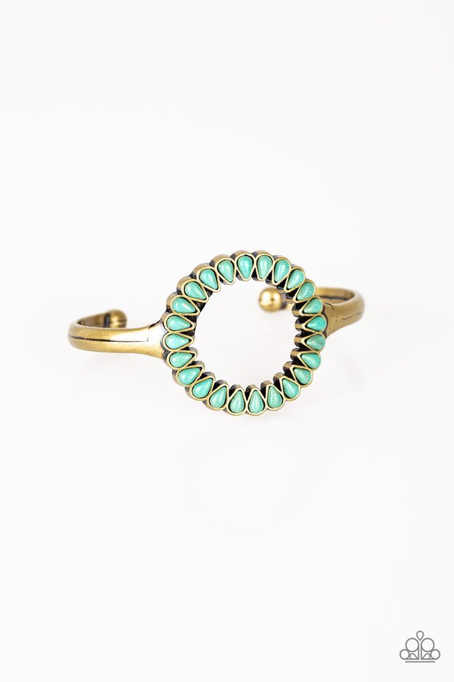 Paparazzi Bracelet ~ Divinely Desert - Brass