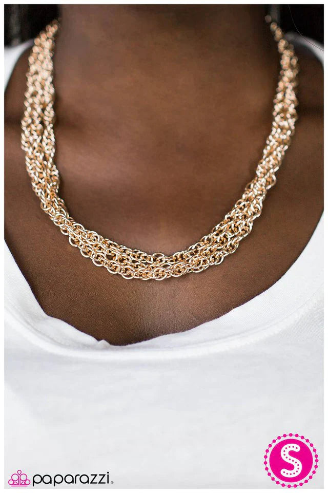 Paparazzi Necklace ~ GLOW The Extra Mile - Gold