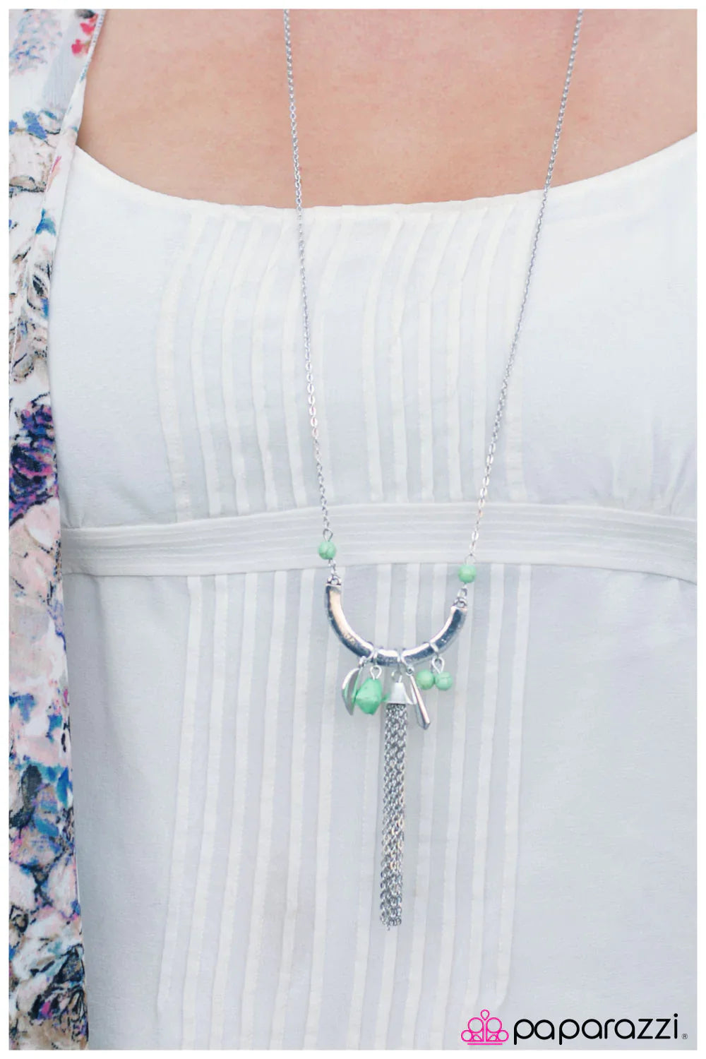 Paparazzi Necklace ~ Natures Essence  - Green