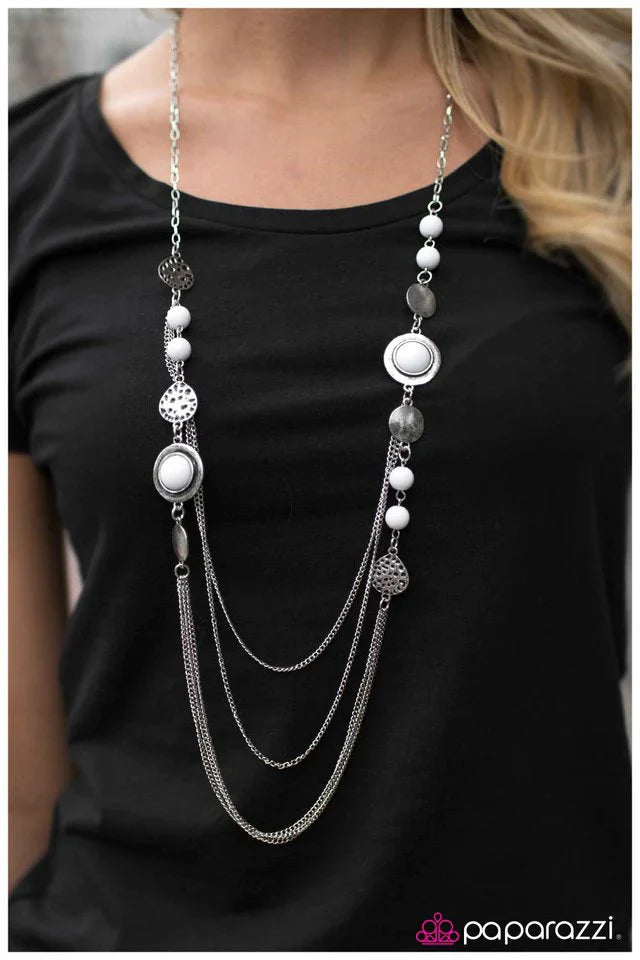 Paparazzi Necklace ~ The Great Expedition - White