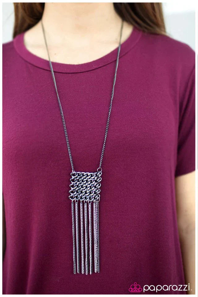 Paparazzi Necklace ~ Off the Grid - Black