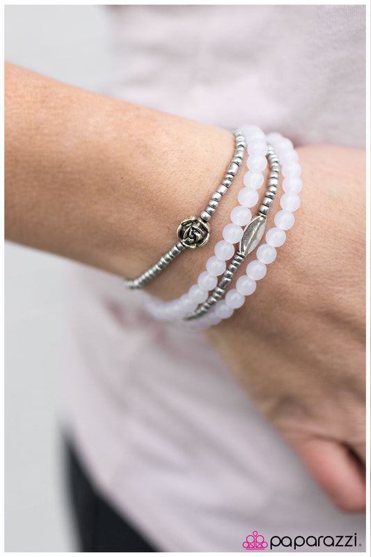 Paparazzi Bracelet ~ Playing It Cool - White