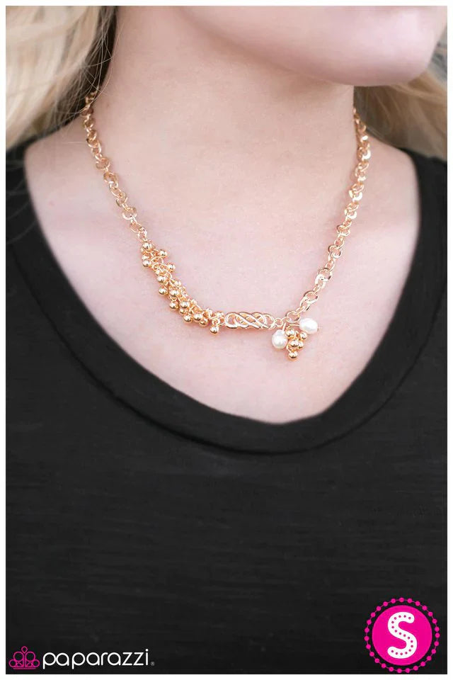 Paparazzi Necklace ~ Dressed To The Nines - Gold