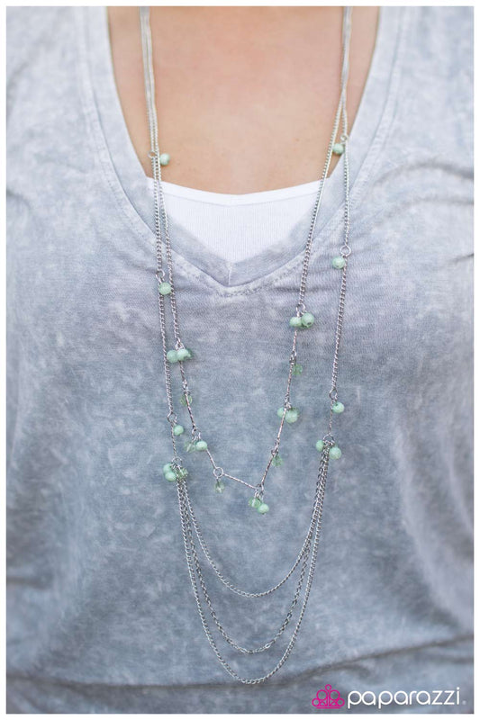 Paparazzi Necklace ~ An Air of Sophistication - Green