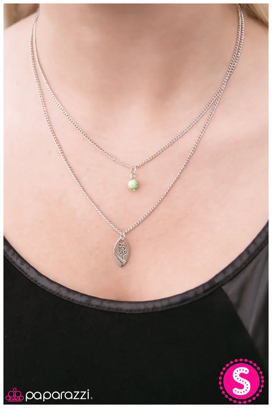Paparazzi Necklace ~ One Tree Hill - Green