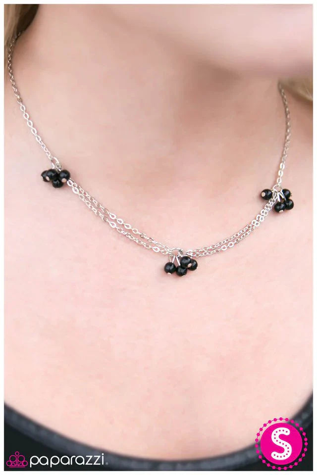 Paparazzi Necklace ~ Modest Intentions - Black
