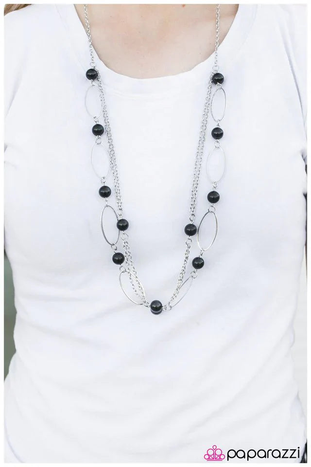 Paparazzi Necklace ~ Stolen Kisses - Black