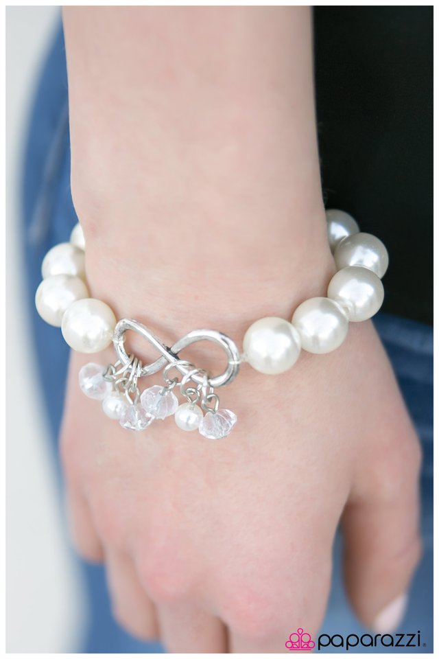 Paparazzi Bracelet ~ Forevermore - White