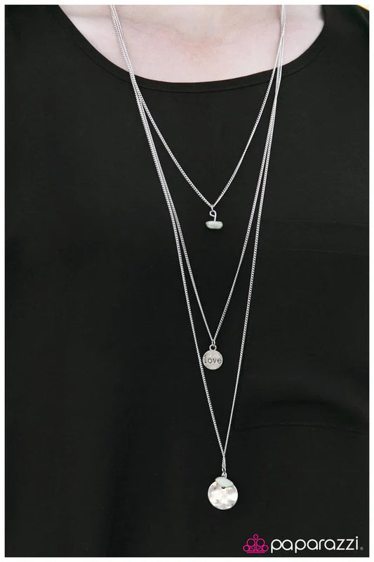 Paparazzi Necklace ~ To Love and Be Loved - Green