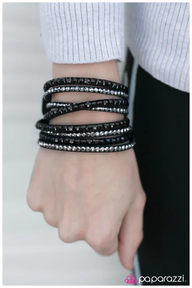 Paparazzi Bracelet ~ Girl Squad - Black