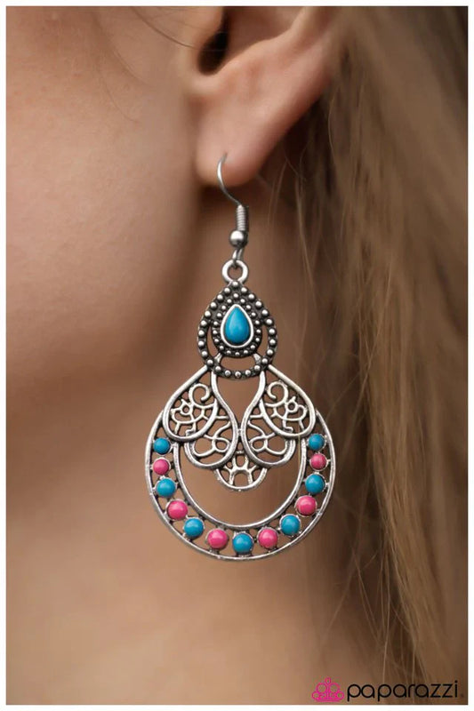 Paparazzi Earring ~ Best Of Bali - Multi