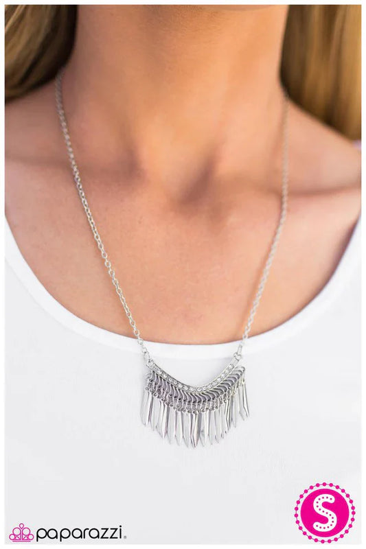 Paparazzi Necklace ~ A Fine Fringe - Silver