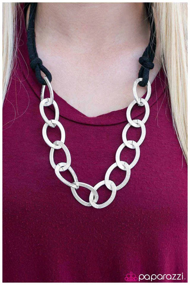 Paparazzi Necklace ~ Rock the Boat - Black